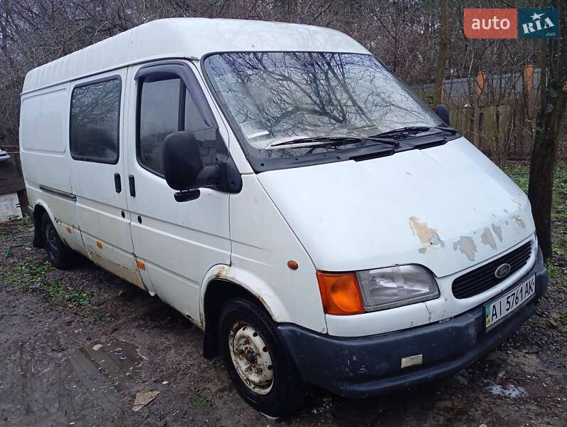 Грузопассажирский фургон Ford Transit 2000 в Борисполе