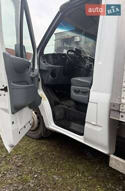 Грузовой фургон Ford Transit 2012 в Тячеве