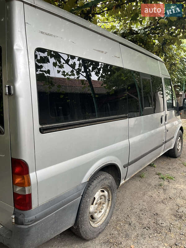 Микроавтобус Ford Transit 2000 в Мукачево