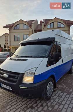 Грузовой фургон Ford Transit 2008 в Львове