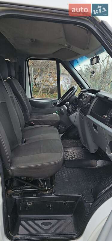 Минивэн Ford Transit 2007 в Овидиополе