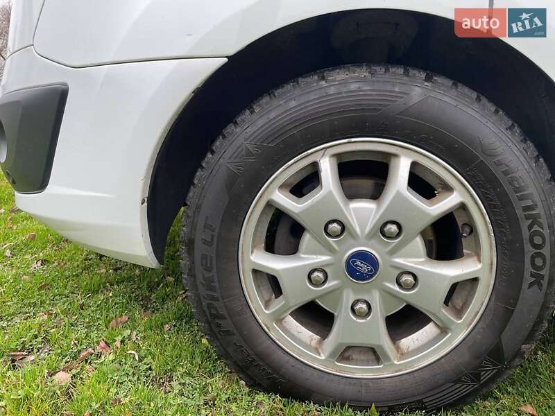 Минивэн Ford Transit 2017 в Киеве фото 10 Минивэн Ford Transit 2017 в Киеве