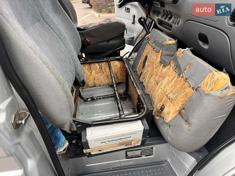 Грузовой фургон Ford Transit 1998 в Виннице