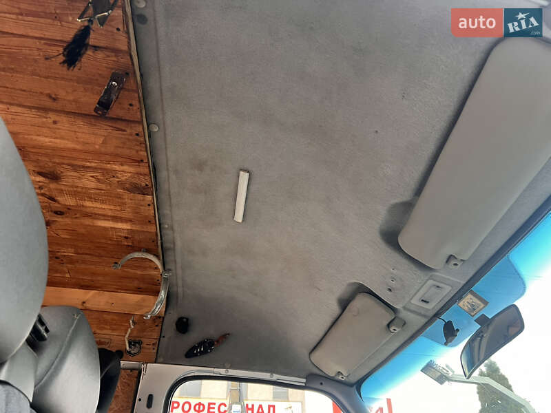 Грузовой фургон Ford Transit 1998 в Виннице