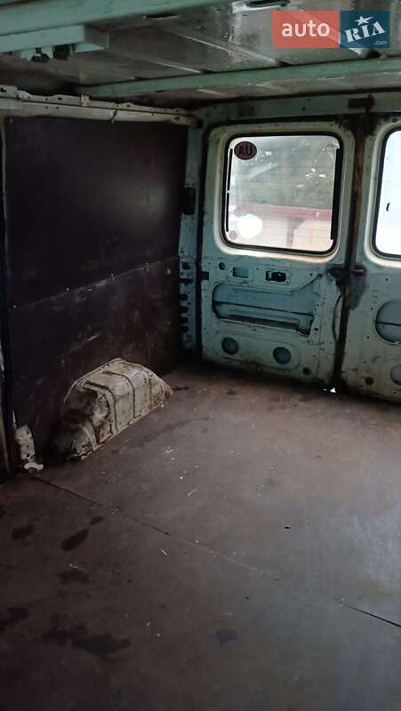 Микроавтобус грузовой (до 3,5т) Ford Transit 2000 в Одессе фото 6 Микроавтобус грузовой (до 3,5т) Ford Transit 2000 в Одессе