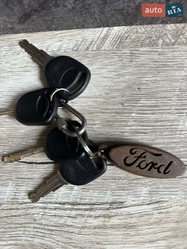 Грузопассажирский фургон Ford Transit 2002 в Балте фото 20 Грузопассажирский фургон Ford Transit 2002 в Балте