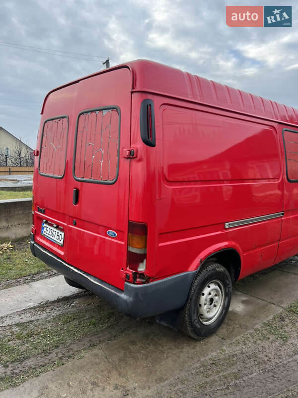 Грузовой фургон Ford Transit 1997 в Черновцах