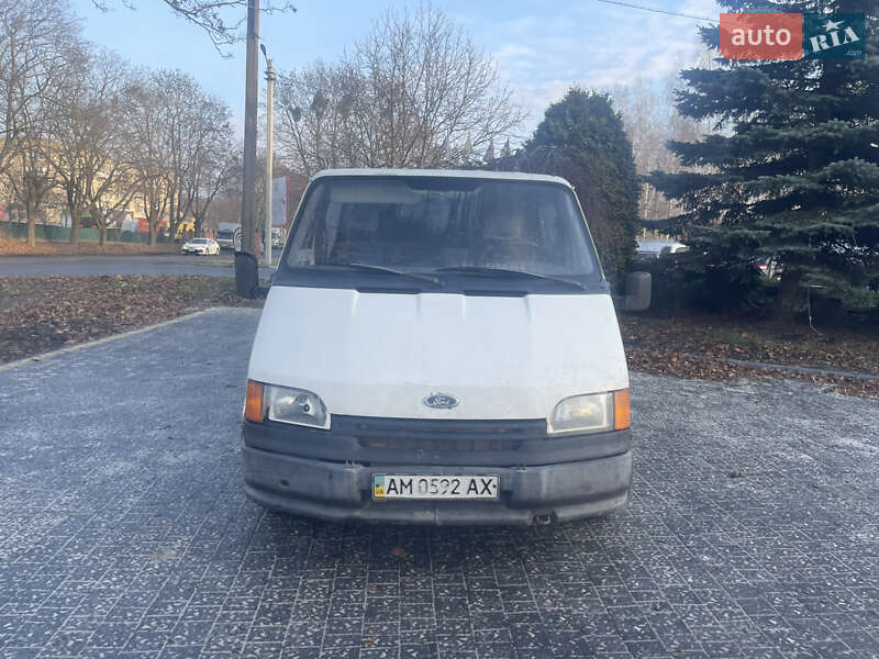 Микровэн Ford Transit 1992 в Ровно фото 8 Микровэн Ford Transit 1992 в Ровно