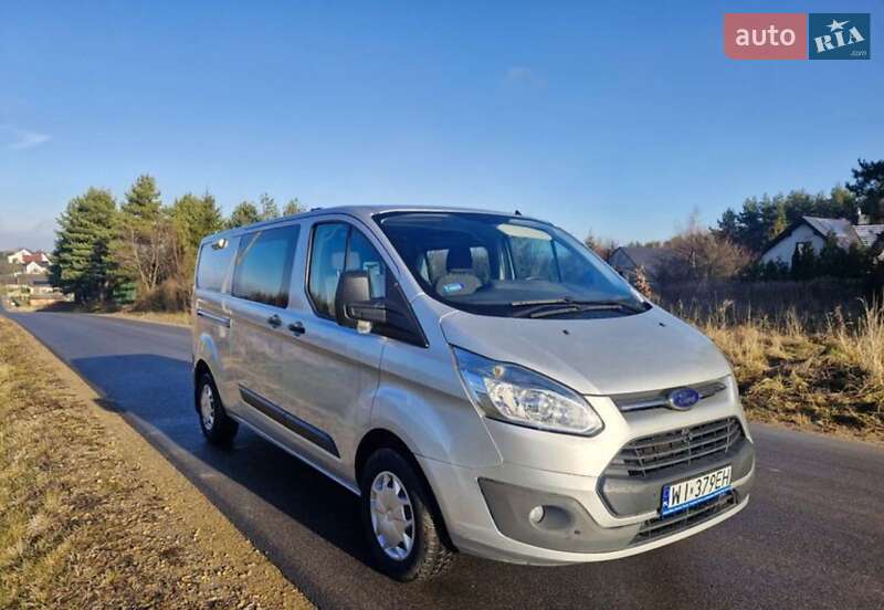 Грузовой фургон Ford Transit 2015 в Ровно