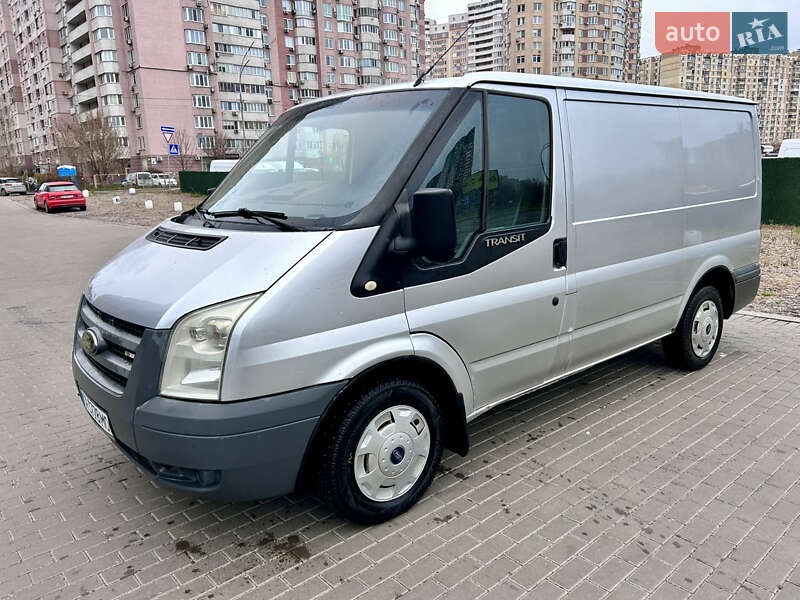 Грузовой фургон Ford Transit 2006 в Киеве