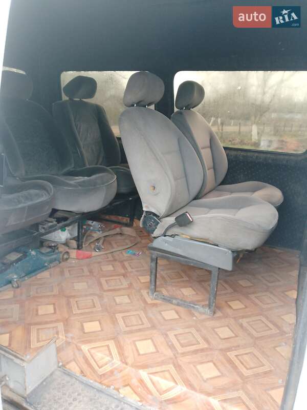 Микроавтобус Ford Transit 1995 в Кельменцах