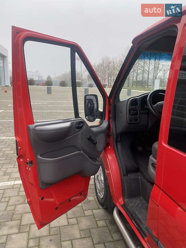 Микровэн Ford Transit 2004 в Николаеве
