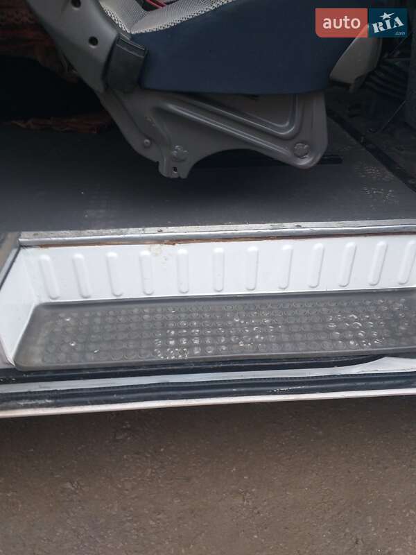 Минивэн Ford Transit 1999 в Городенке