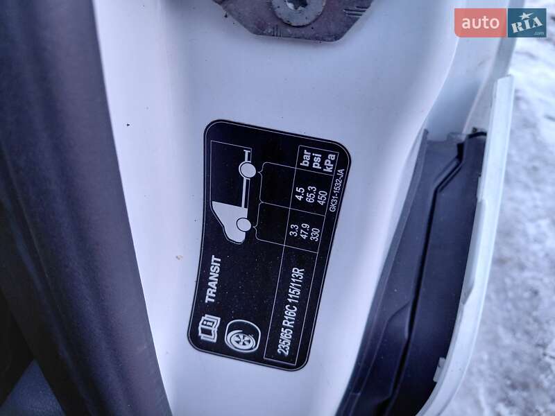 Вантажний фургон Ford Transit 2020 в Івано-Франківську