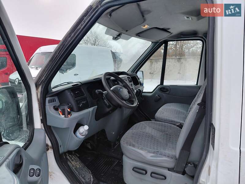 Вантажний фургон Ford Transit 2008 в Івано-Франківську