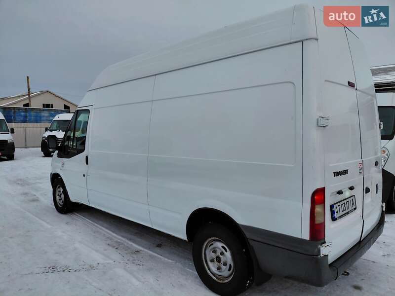 Вантажний фургон Ford Transit 2008 в Івано-Франківську