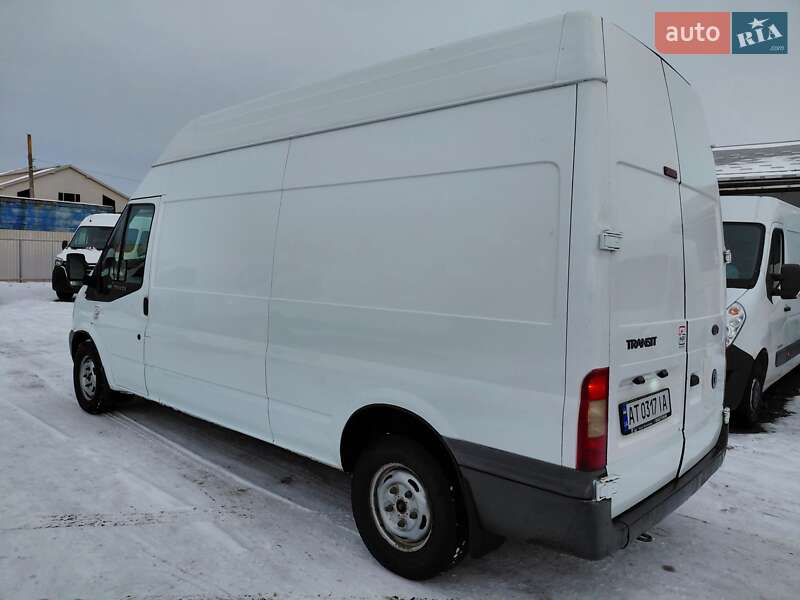 Вантажний фургон Ford Transit 2008 в Івано-Франківську