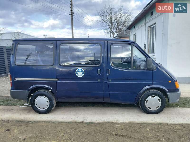 Мінівен Ford Transit 1998 в Снятині