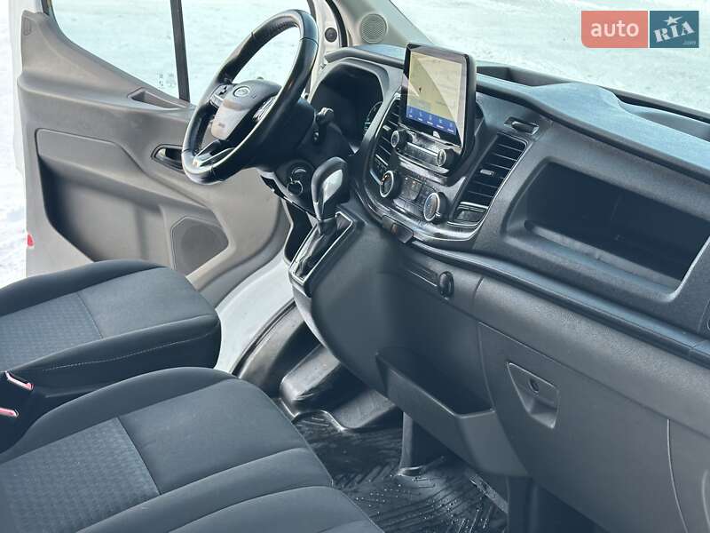 Грузовой фургон Ford Transit 2021 в Ирпене
