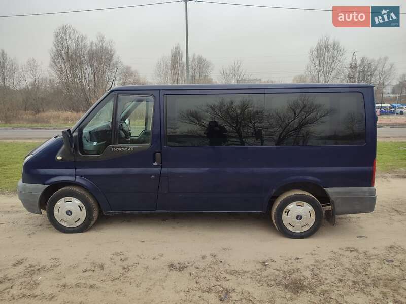 Минивэн Ford Transit 2008 в Киеве