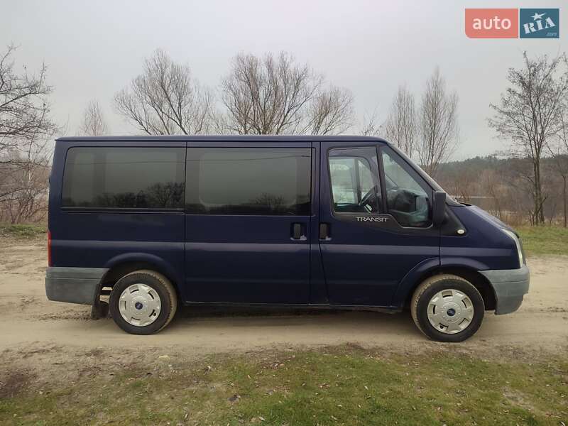 Минивэн Ford Transit 2008 в Киеве