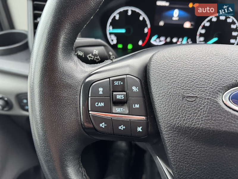 Грузовой фургон Ford Transit 2021 в Ирпене