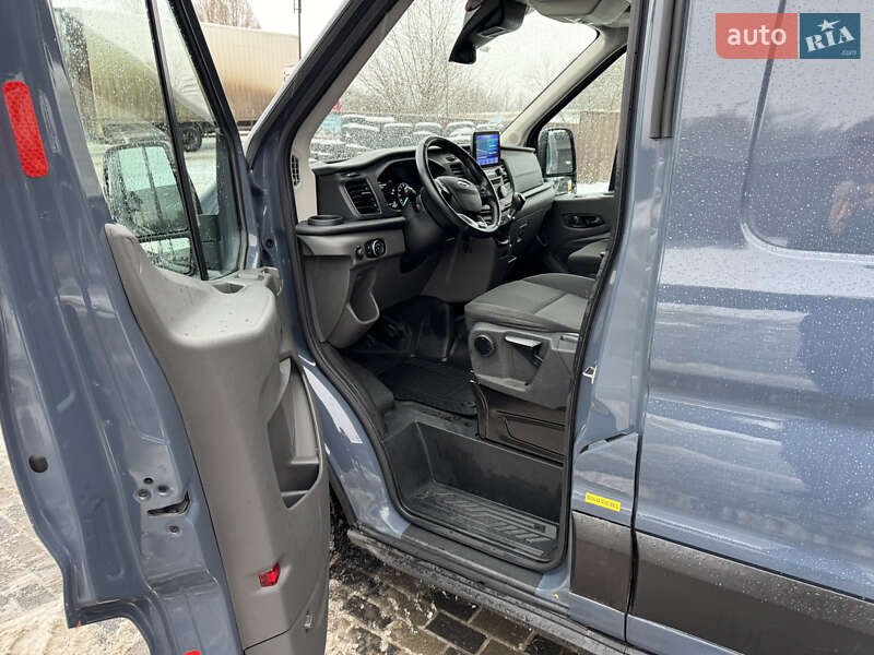 Грузовой фургон Ford Transit 2021 в Ирпене