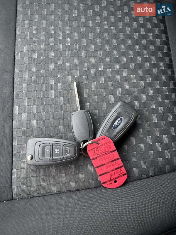 Грузовой фургон Ford Transit 2021 в Ирпене