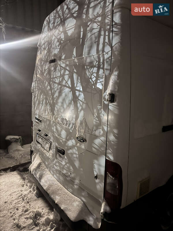 Грузовой фургон Ford Transit 2007 в Харькове