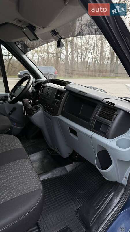 Вантажний фургон Ford Transit 2008 в Кременчуці