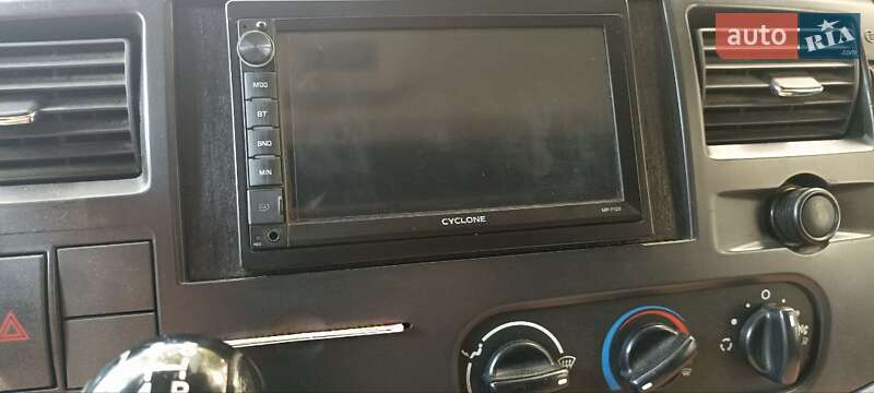 Вантажний фургон Ford Transit 2008 в Зняцеві