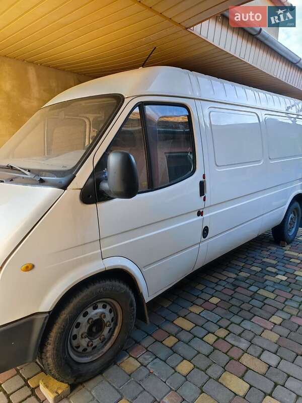 Вантажний фургон Ford Transit 1998 в Береговому фото 11 Вантажний фургон Ford Transit 1998 в Береговому