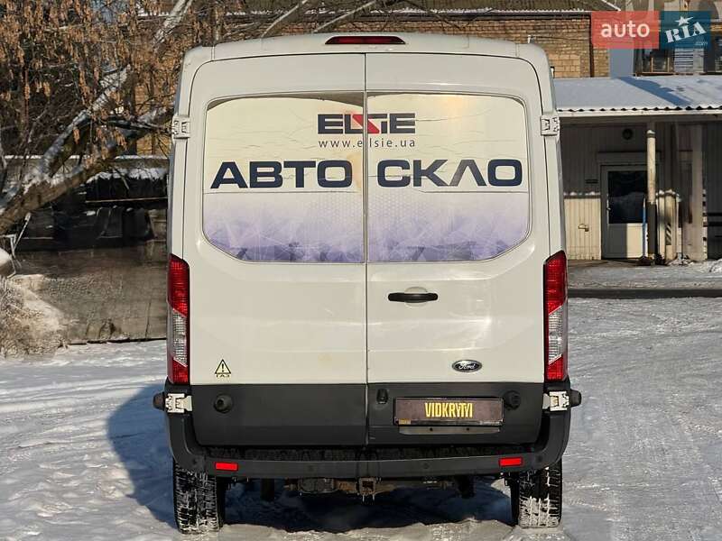 Грузовой фургон Ford Transit 2017 в Киеве