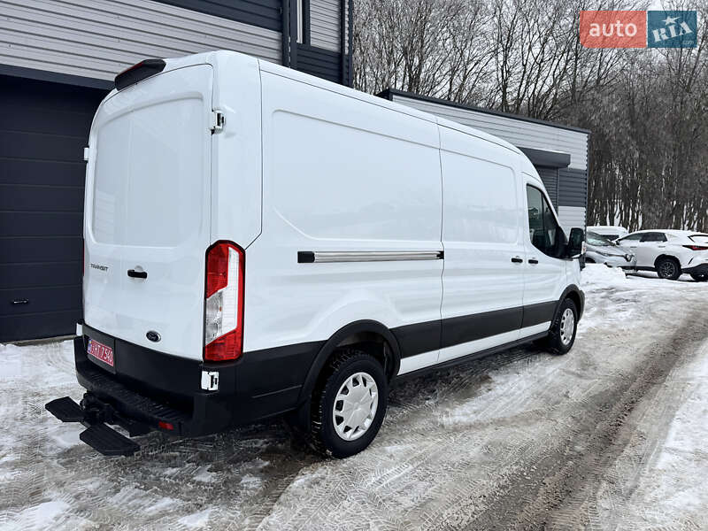 Вантажний фургон Ford Transit 2021 в Тернополі