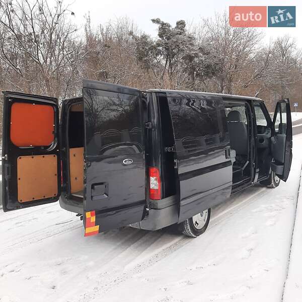 Вантажопасажирський фургон Ford Transit 2011 в Полтаві
