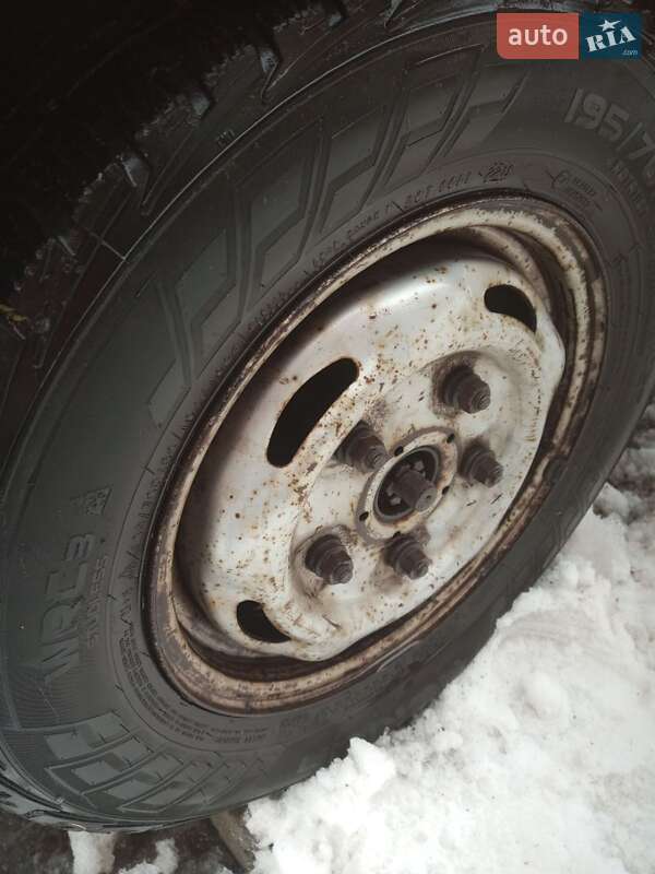 Вантажний фургон Ford Transit 2006 в Тетієві