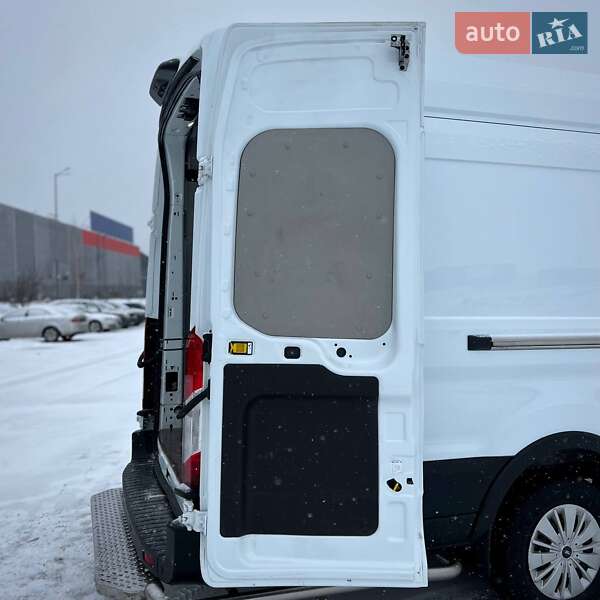 Вантажний фургон Ford Transit 2021 в Києві фото 44 Вантажний фургон Ford Transit 2021 в Києві