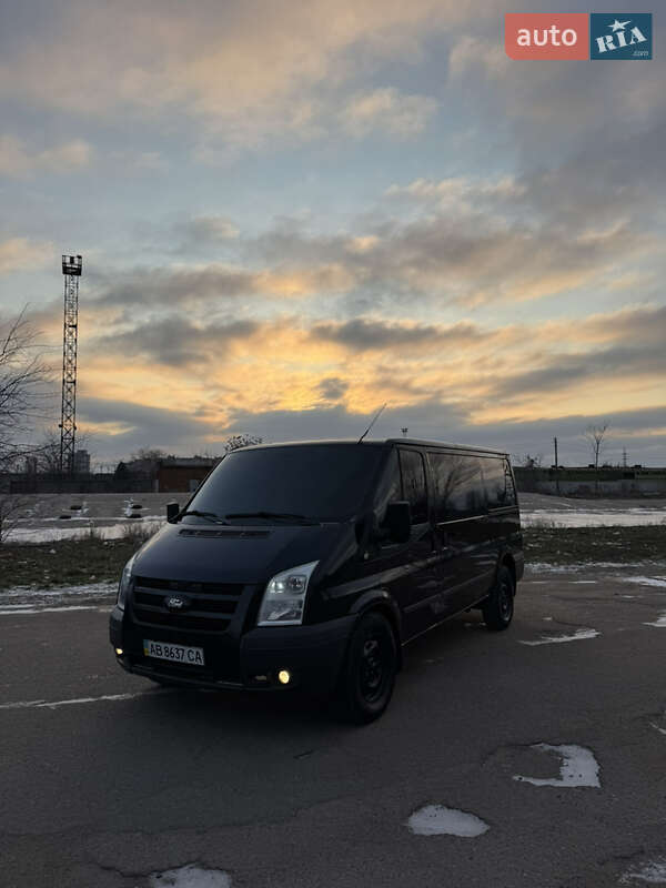 Грузовой фургон Ford Transit 2009 в Николаеве