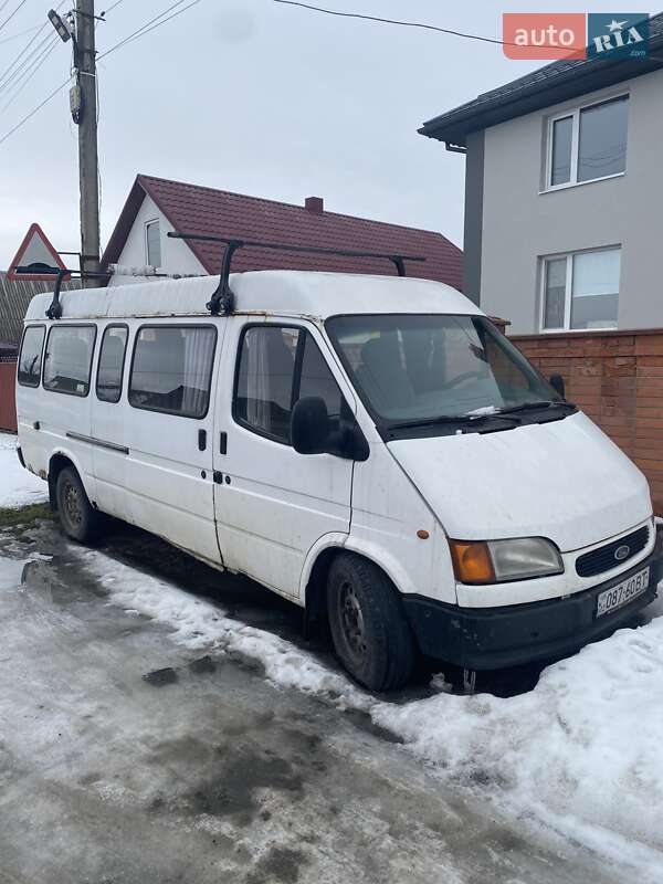 Микроавтобус Ford Transit 1999 в Ладыжине