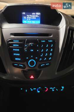 Вантажний фургон Ford Transit 2017 в Харкові