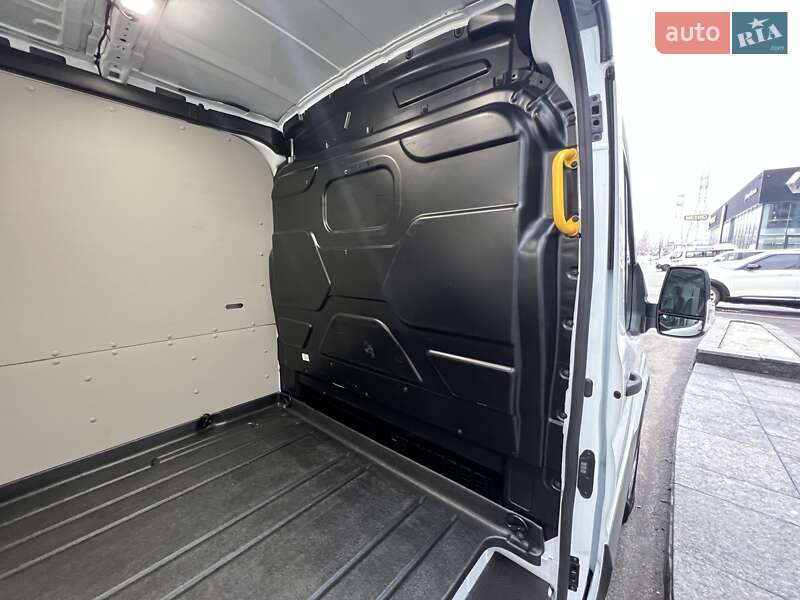 Грузовой фургон Ford Transit 2024 в Киеве фото 24 Грузовой фургон Ford Transit 2024 в Киеве