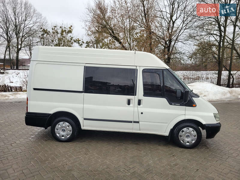 Грузопассажирский фургон Ford Transit 2003 в Старой Выжевке
