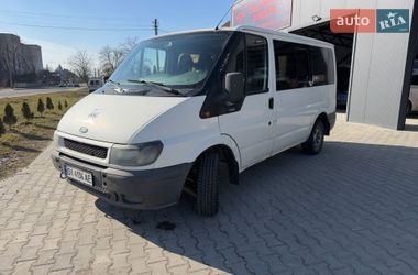 Вантажний фургон Ford Transit 2002 в Городку
