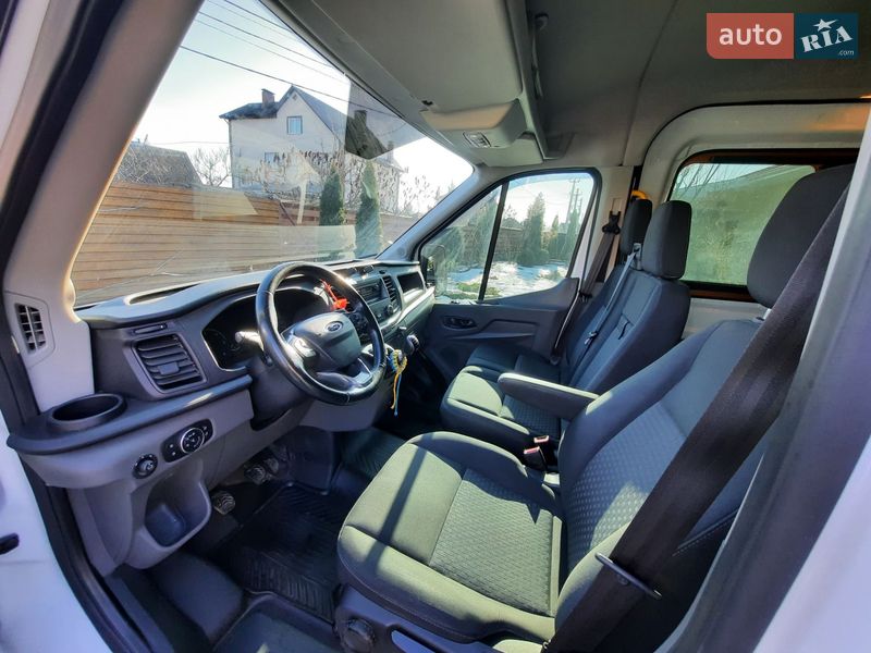 Вантажопасажирський фургон Ford Transit 2020 в Києві