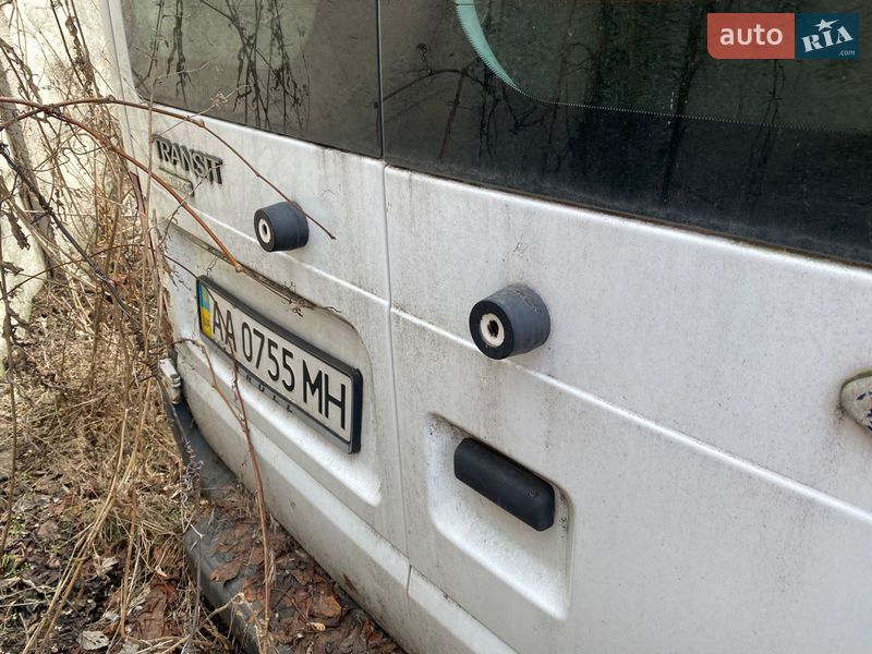 Грузовой фургон Ford Transit 2010 в Киеве