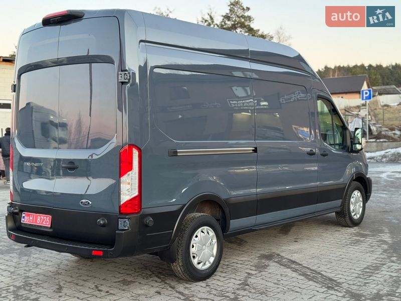 Грузовой фургон Ford Transit 2021 в Ирпене