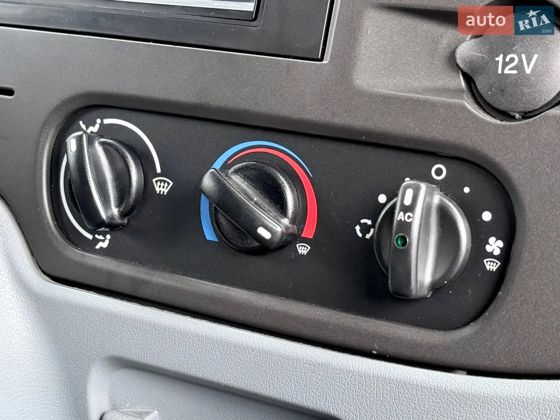 2011 Ford Transit Connect - мініатюра 19