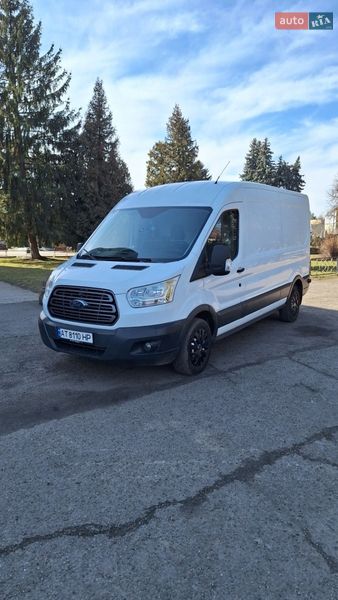 Грузовой фургон Ford Transit 2016 в Бурштыне