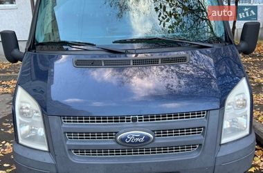 Грузовой фургон Ford Transit 2012 в Маневичах