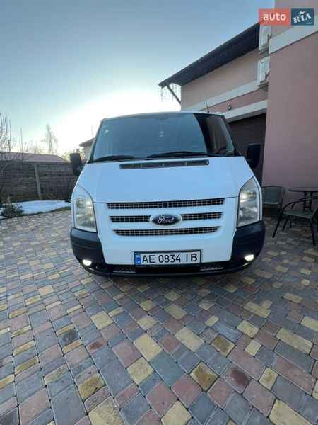 Вантажний фургон Ford Transit 2012 в Києві